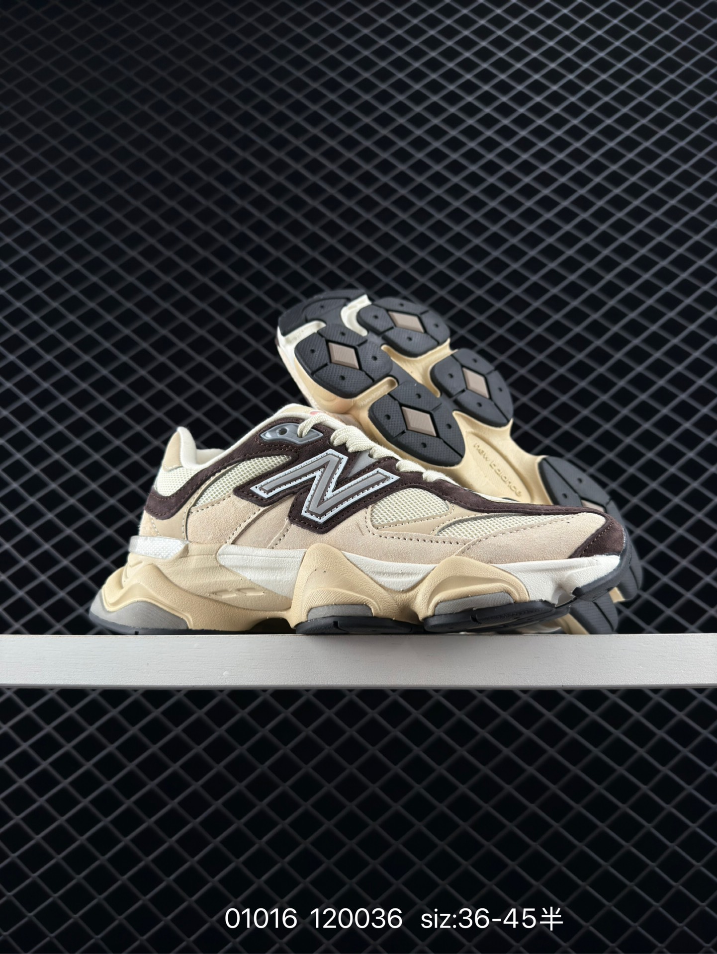 New Balance 9060”Triple Black“